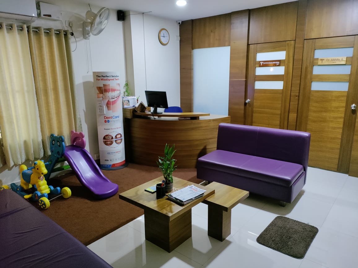 Vallamattam Dental Clinic reception